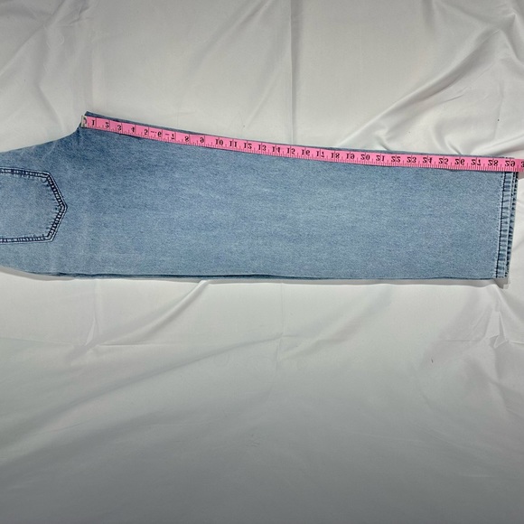 Mwardrobe NWOT High Wasted Baggy Ripped Boyfriend Jeans Small - Picture 10 of 11